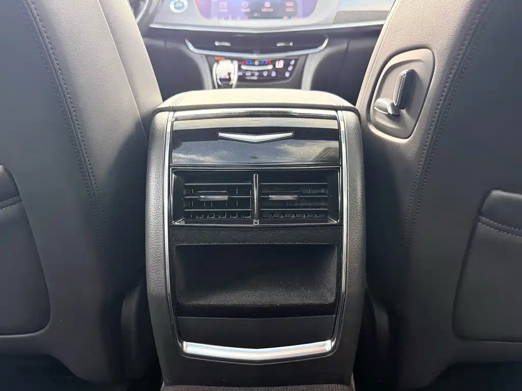 Cadillac CT6 2022 28T Platinum Type купить на сайте DeffCars