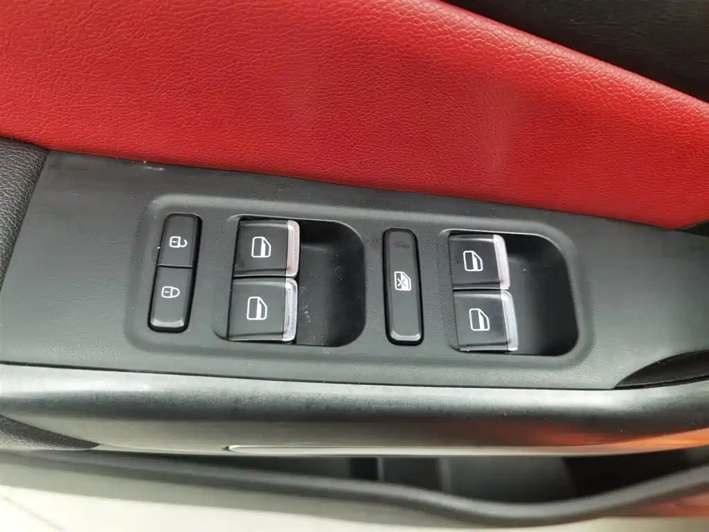 Arrizo 5 2017 SPORT 1.5T Manual Deluxe Edition купить на сайте DeffCars