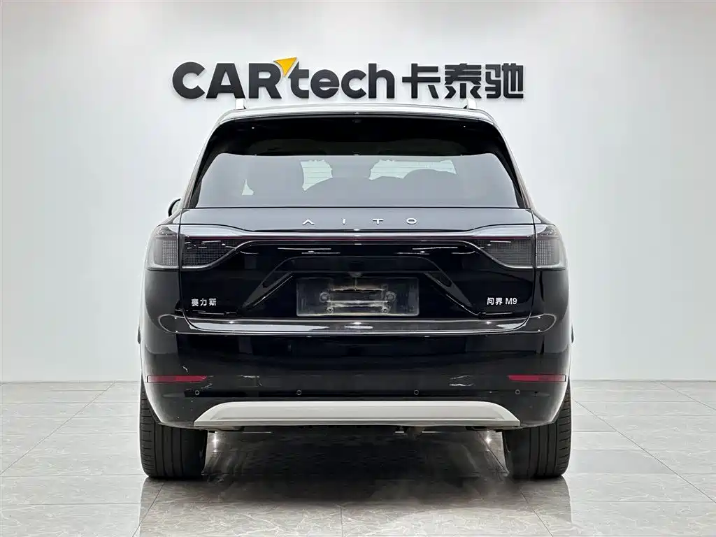 Wenjie M9 2024 extended range Ultra version 52kWh 5-seater version купить на сайте DeffCars