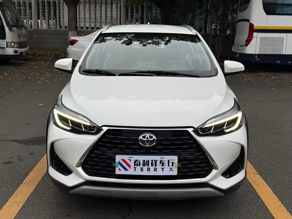 YARiS L Zhixuan 2022 model Zhixuan X 1.5L CVT leading PLUS version купить на сайте DeffCars