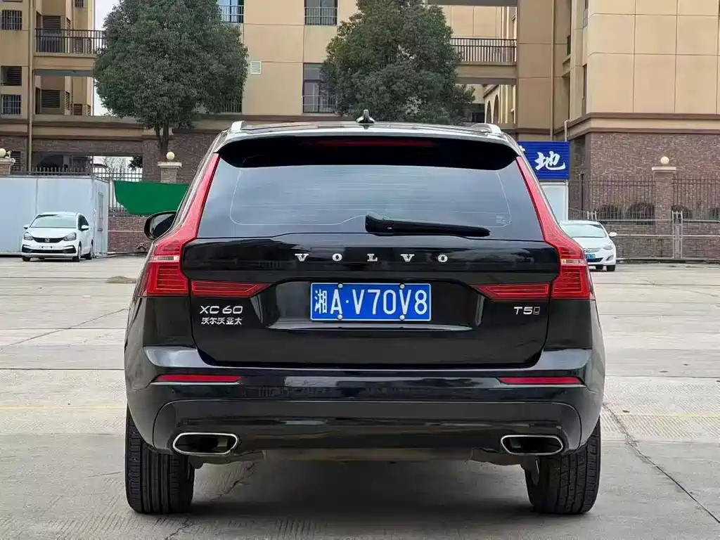Volvo XC60 2019 T5 Four-wheel Drive Smart Edition National VI купить на сайте DeffCars