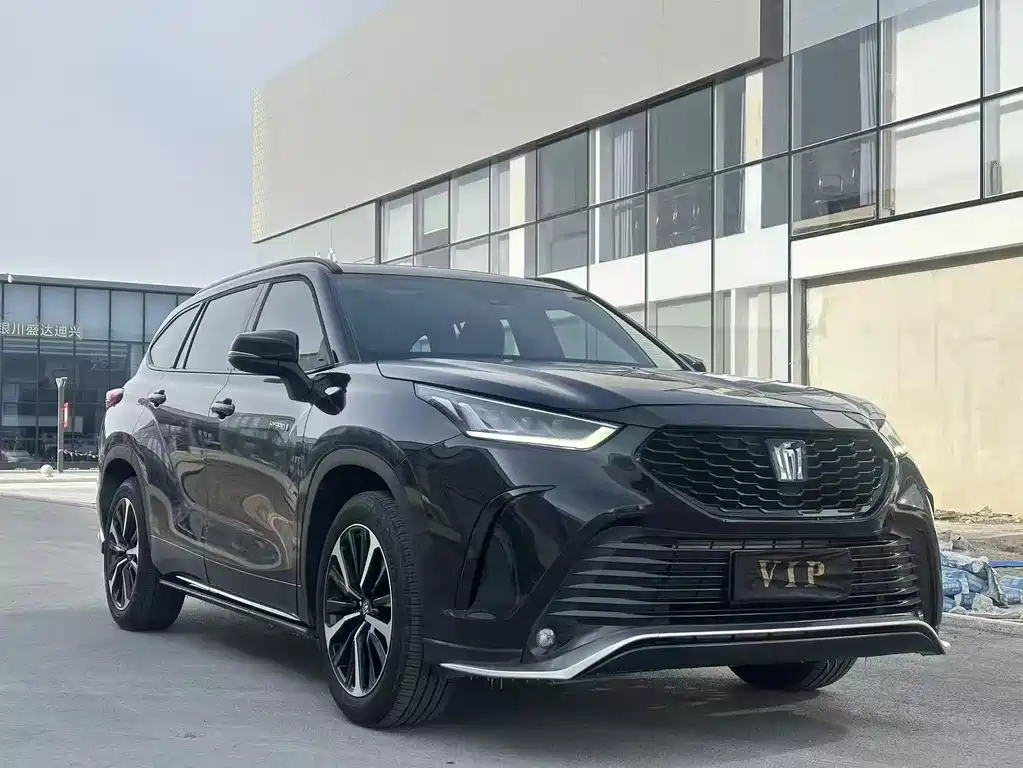 Crown Lufang 2023 2.5L HEV four-wheel drive luxury version купить на сайте DeffCars