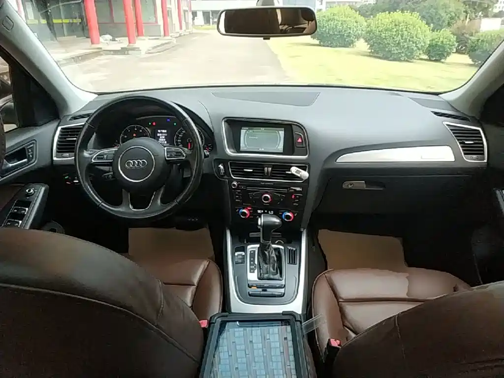 Audi Q5 2015 40 TFSI technology купить на сайте DeffCars