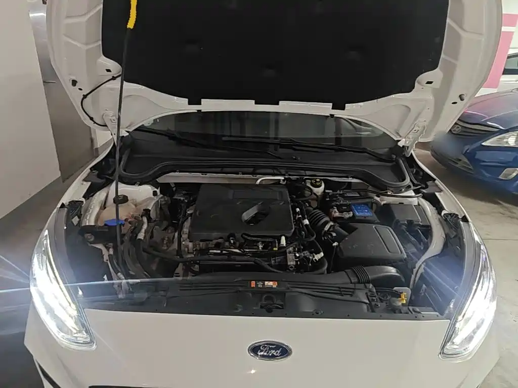 Focus 2021 Two-Car EcoBoost 180 Auto Frontal купить на сайте DeffCars