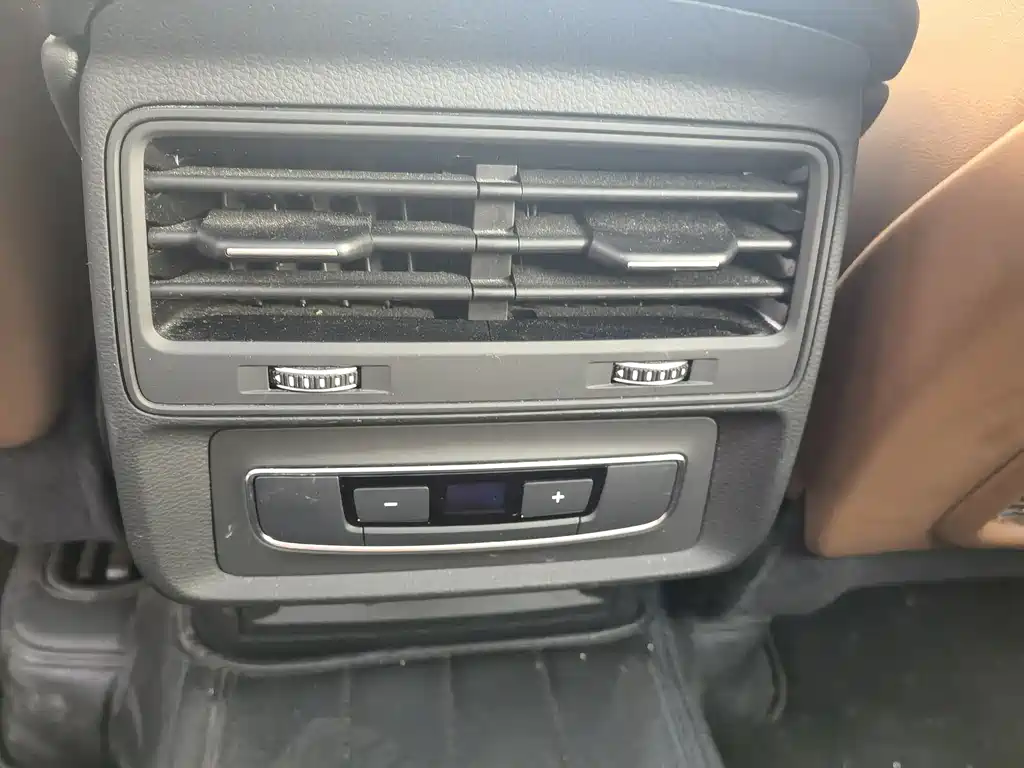 Audi Q7 2023 45 TFSI quattro S line sports купить на сайте DeffCars