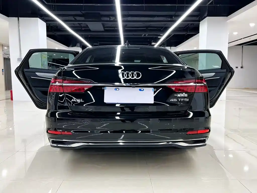 Audi A6L 2023 40 TFSI luxury and dynamic model купить на сайте DeffCars