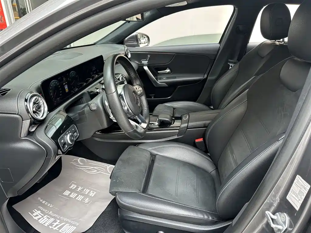 Mercedes-Benz A-Class 2022 A 200 L Sports Sedan Fashionable купить на сайте DeffCars