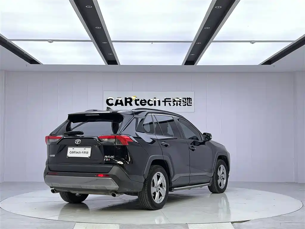 RAV4 Rongfang 2022 2.0L CVT two-wheel drive fashion version купить на сайте DeffCars