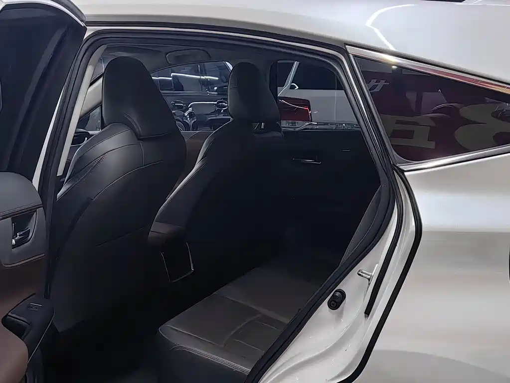 Lingfang HARRIER 2022 2.0L CVT two-wheel drive luxury version купить на сайте DeffCars