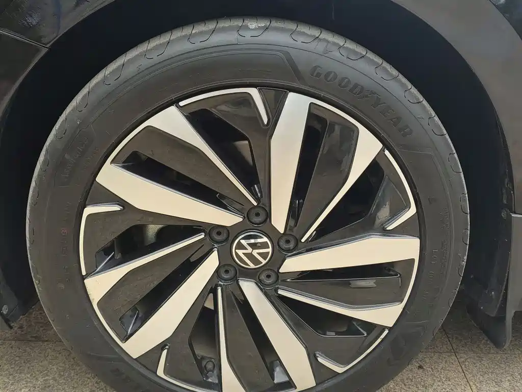 Passat 2022 330TSI Starry Sky Deluxe Edition купить на сайте DeffCars