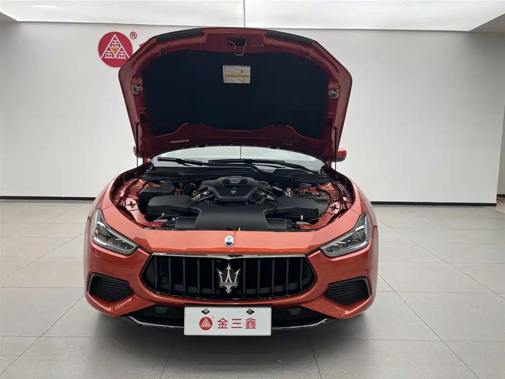 Ghibli 2022 3.0T Modena купить на сайте DeffCars
