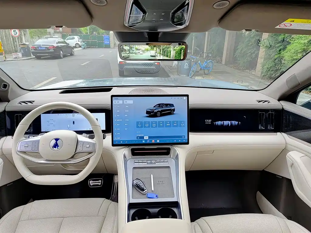 Denza N8L 2025 flagship model купить на сайте DeffCars