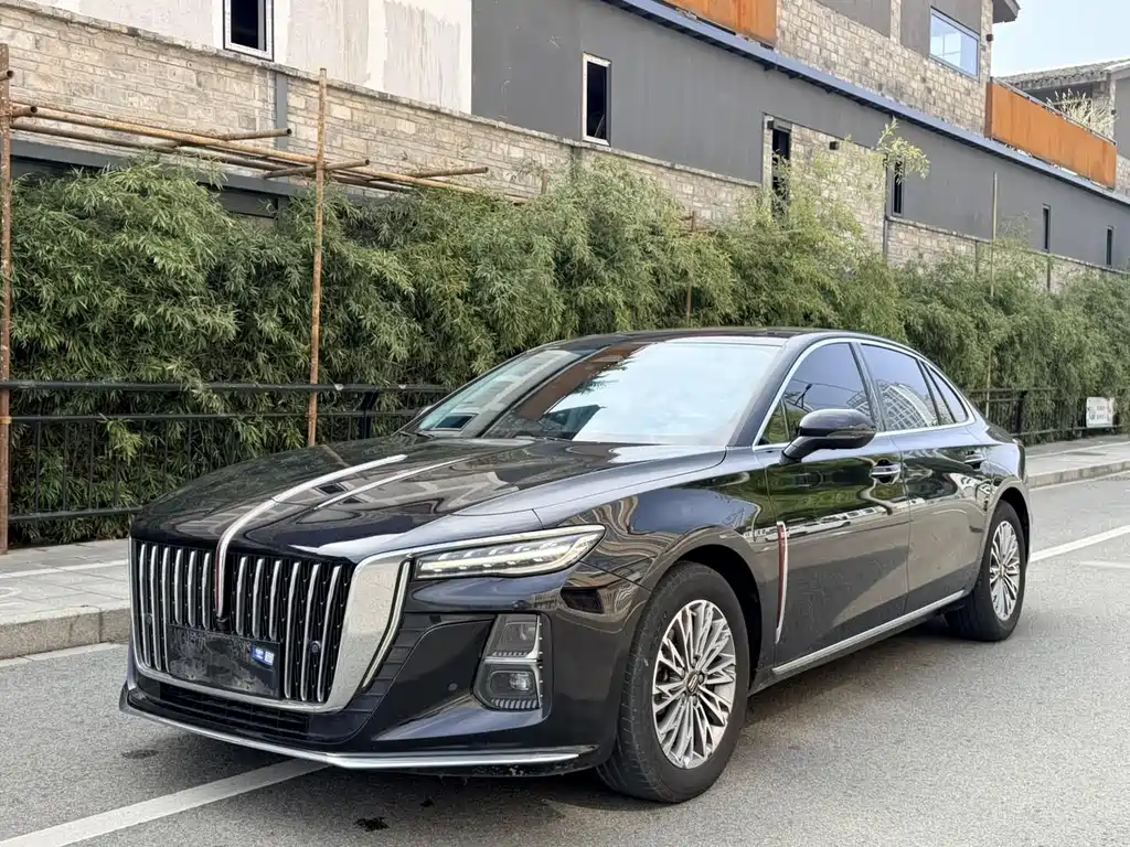 Hongqi H5 2025 1.5T DCT Flag Rhyme Edition купить на сайте DeffCars