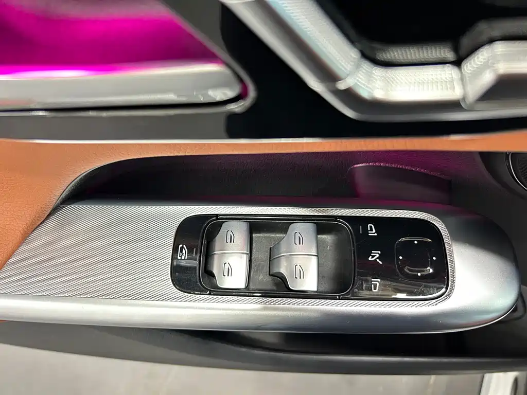 Mercedes-Benz GLC 2023 facelift GLC 300 L 4MATIC dynamic 7-seater купить на сайте DeffCars