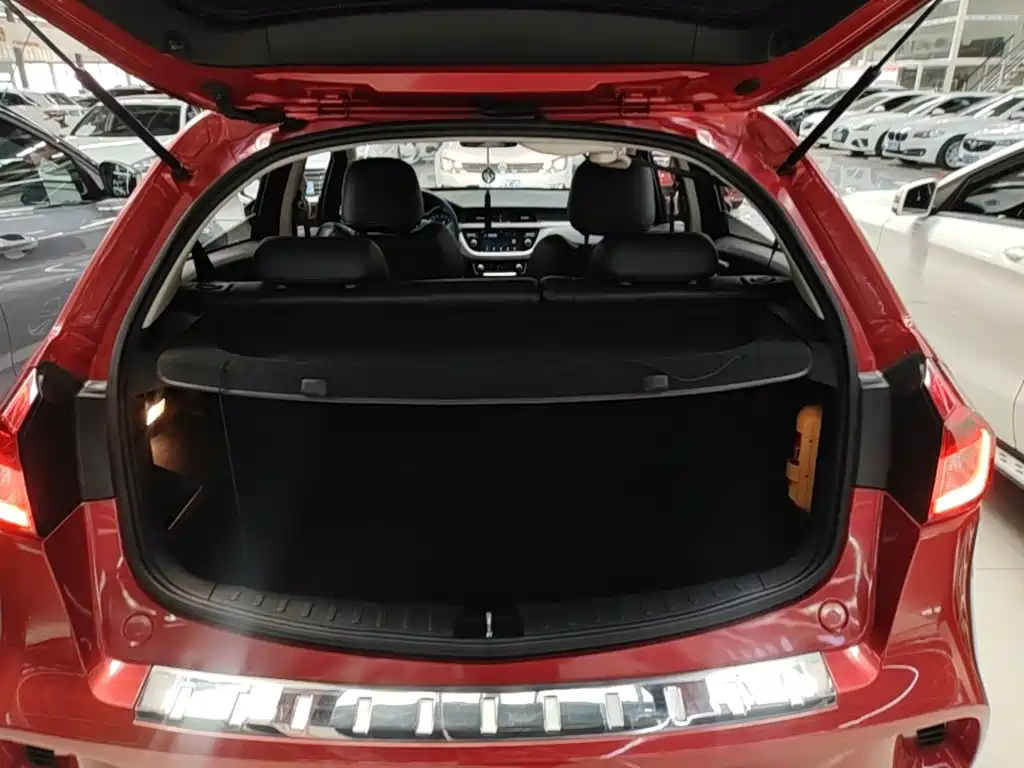Vision X3 2017 1.5L automatic premium model купить на сайте DeffCars
