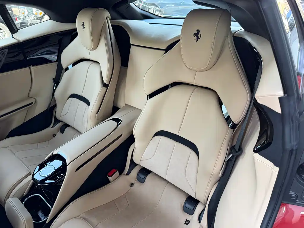 Purosangue 2023 6.5L V12 купить на сайте DeffCars