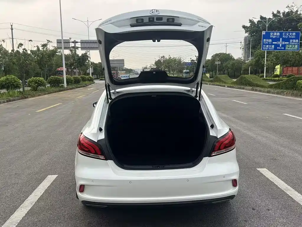 MG6 2018 20T Automatic Elite Smart Connected Edition National VI купить на сайте DeffCars