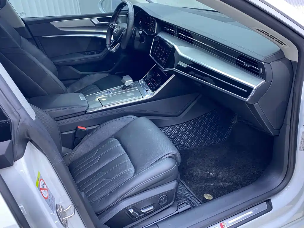 Audi A7 2019 55 TFSI quattro competition version купить на сайте DeffCars