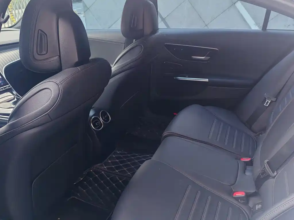 Mercedes C-Class 2024款 C 200 L 运动版 купить на сайте DeffCars