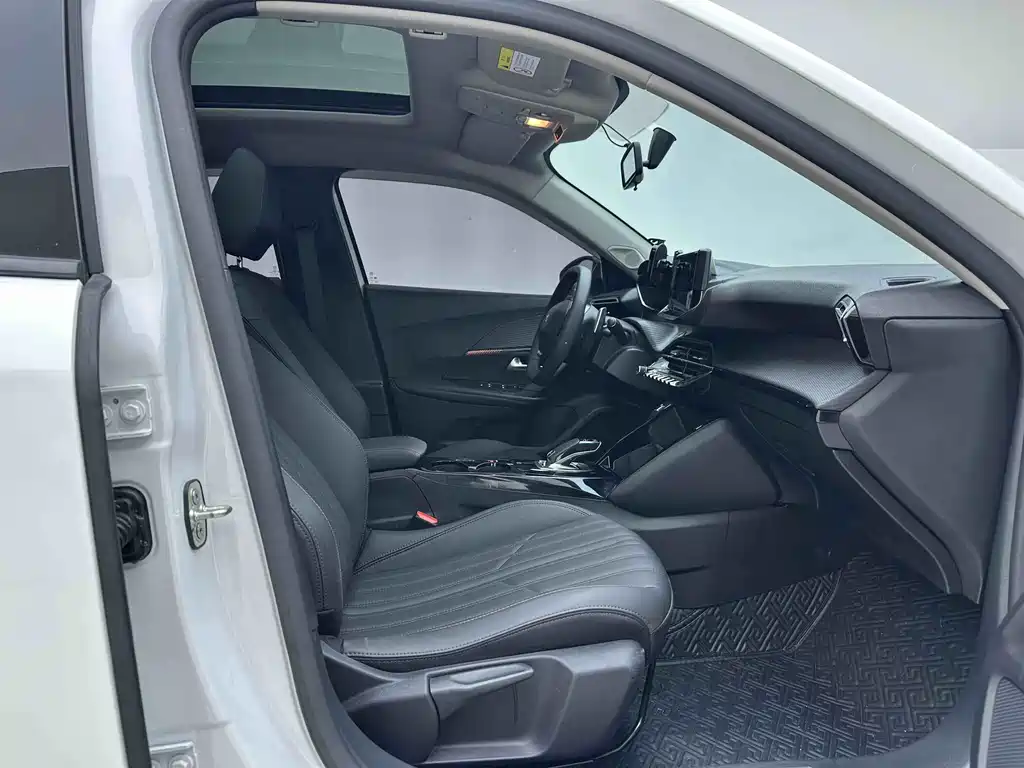 Peugeot 2008 2022 230THP THE ONE купить на сайте DeffCars