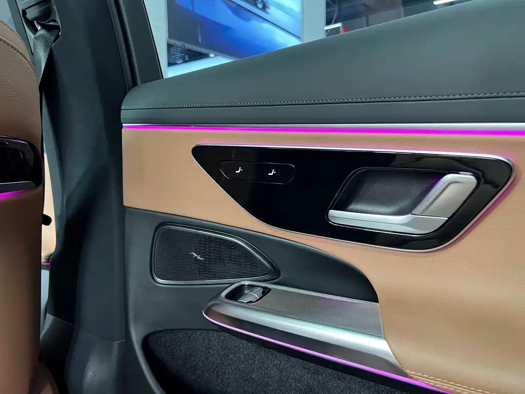 Mercedes-Benz E-Class 2024 E 260 L купить на сайте DeffCars