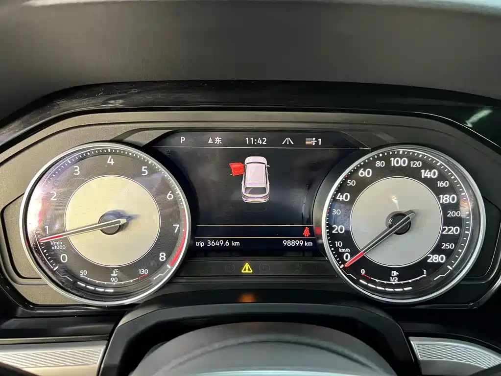 Touareg 2021 2.0TSI Pilot Special Edition купить на сайте DeffCars