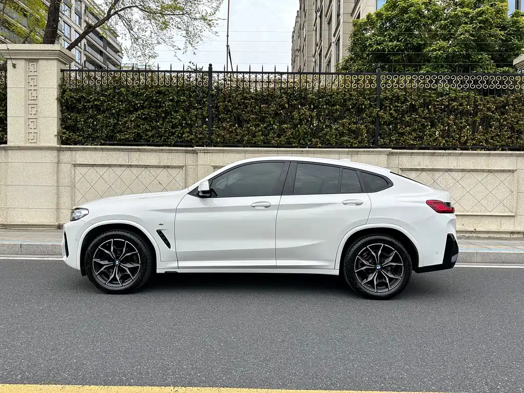 BMW X4 2022 xDrive 25i M Sports Package купить на сайте DeffCars