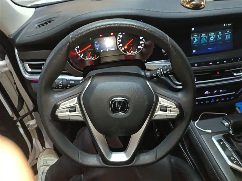 Changan CS35PLUS 2021 Honor Million Edition 1.6L CVT Elite Edition купить на сайте DeffCars