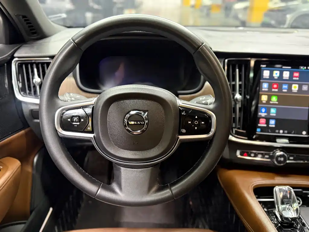 Volvo S90 2022 B5 Zhiyuan Luxury Edition купить на сайте DeffCars