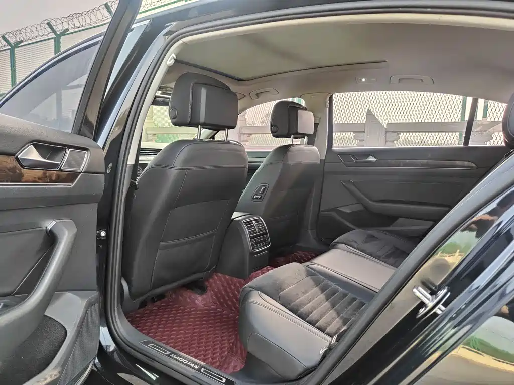Magotan 2017 330TSI DSG luxury model купить на сайте DeffCars