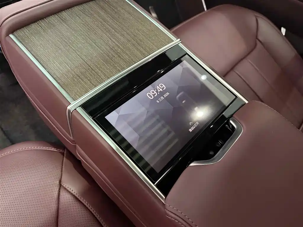 Range Rover 2025 3.0 L6 400PS Genesis Extended Edition купить на сайте DeffCars