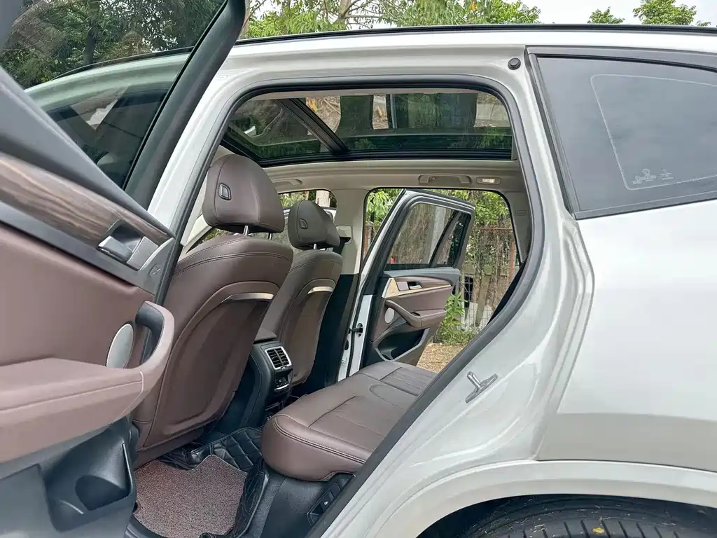 BMW X3 2022 xDrive30i Exclusive M Night Package купить на сайте DeffCars