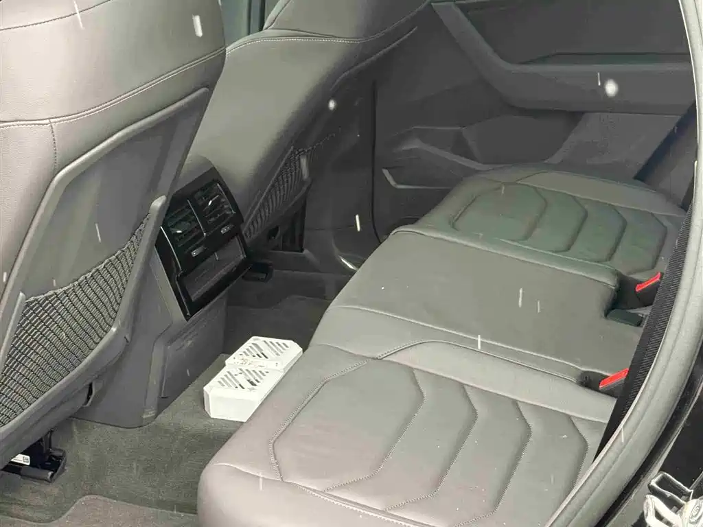 Touareg 2023 3.0TSI Ruixiang Edition Classic Sports Package купить на сайте DeffCars