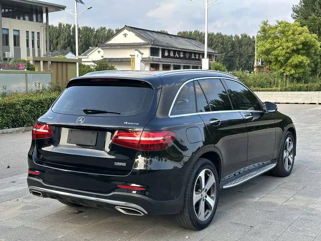 Mercedes-Benz GLC 2017 GLC 260 4MATIC luxury model купить на сайте DeffCars