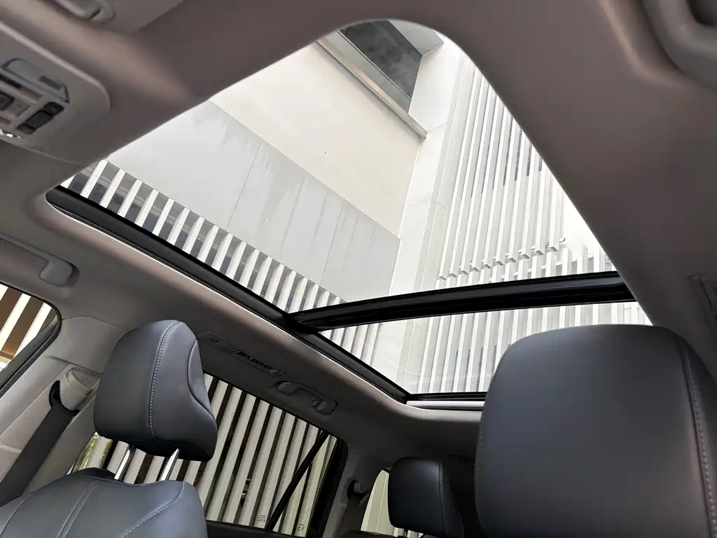 Highlander 2023 2.5L intelligent electric hybrid dual-engine four-wheel drive premium version 7 seats купить на сайте DeffCars