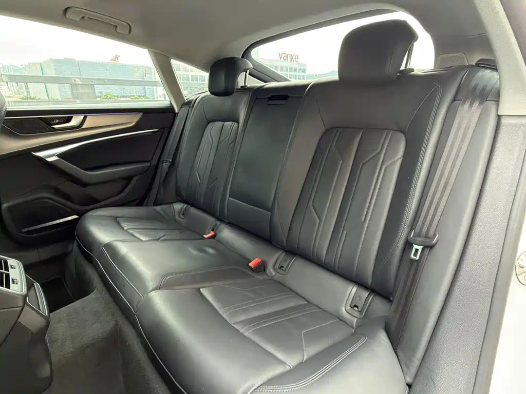 Audi A7 2020 45 TFSI Premium Selection купить на сайте DeffCars