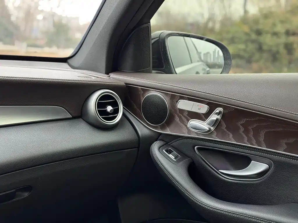 Mercedes-Benz GLC 2020 facelift GLC 300 L 4MATIC dynamic купить на сайте DeffCars