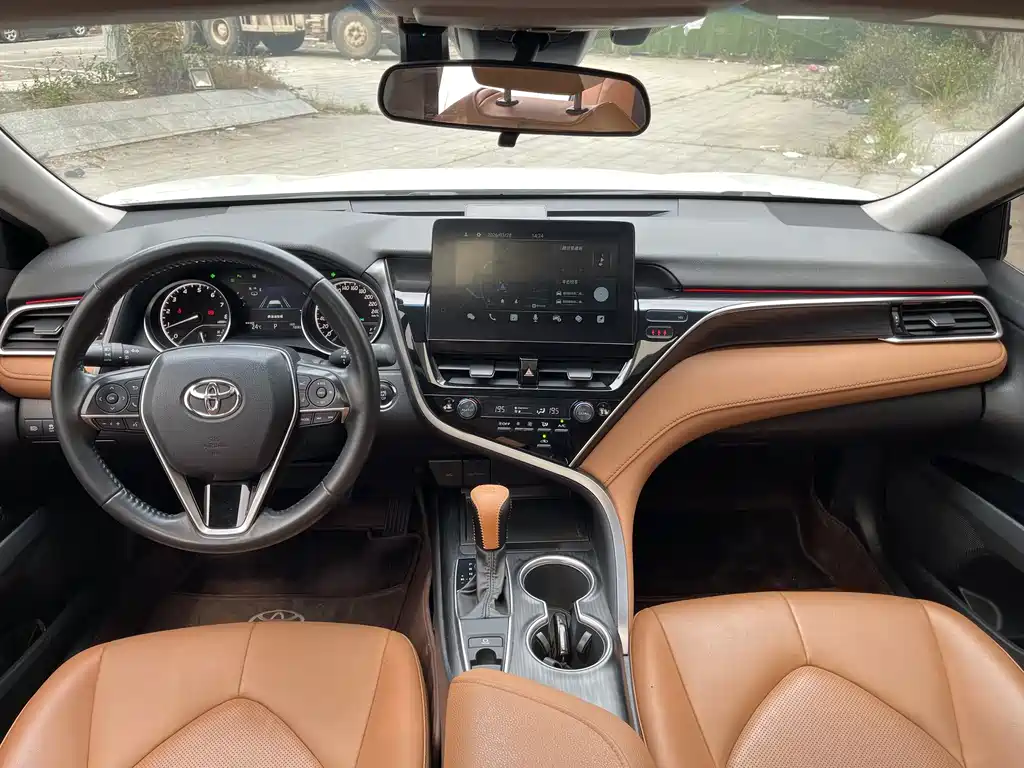 Camry 2021 2.0G Deluxe Edition купить на сайте DeffCars