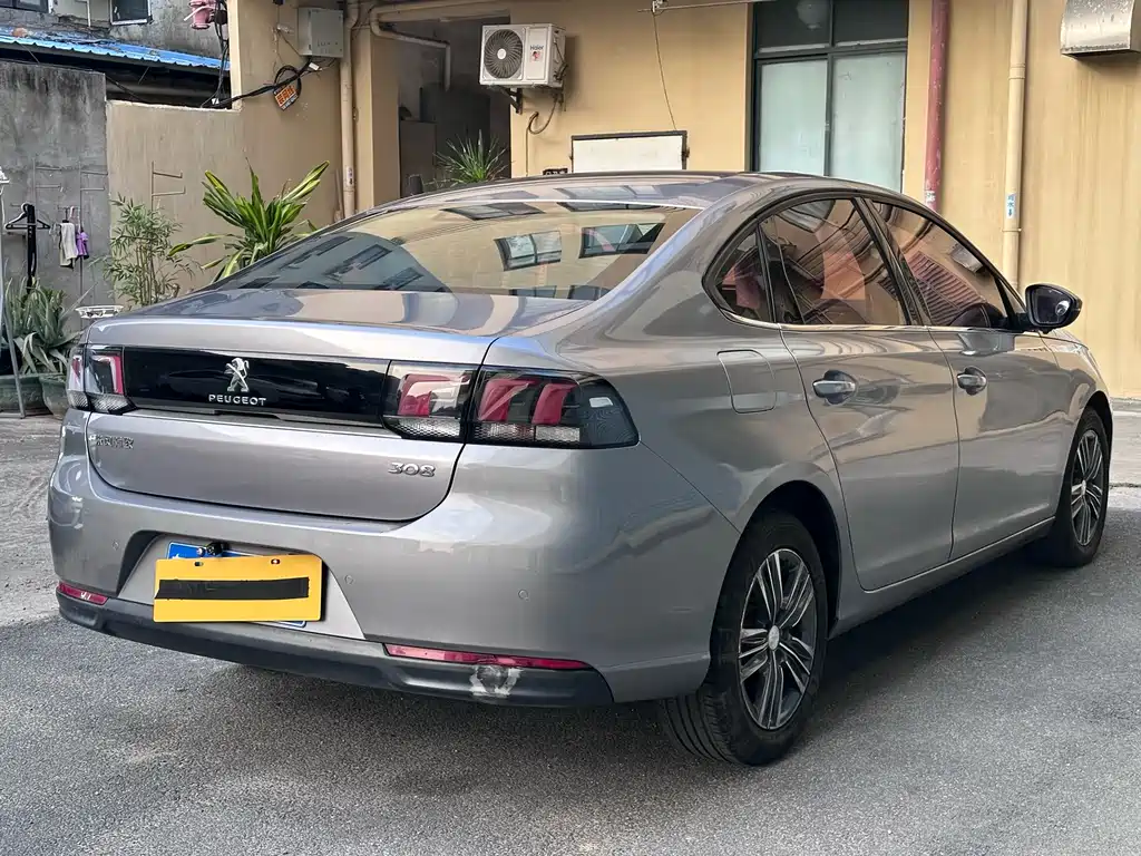 Peugeot 308 2018 1.6L automatic luxury version купить на сайте DeffCars