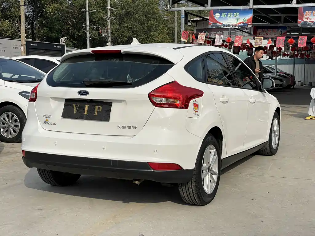 Focus 2018 hatchback classic 1.6L automatic stylish smart mobility version купить на сайте DeffCars