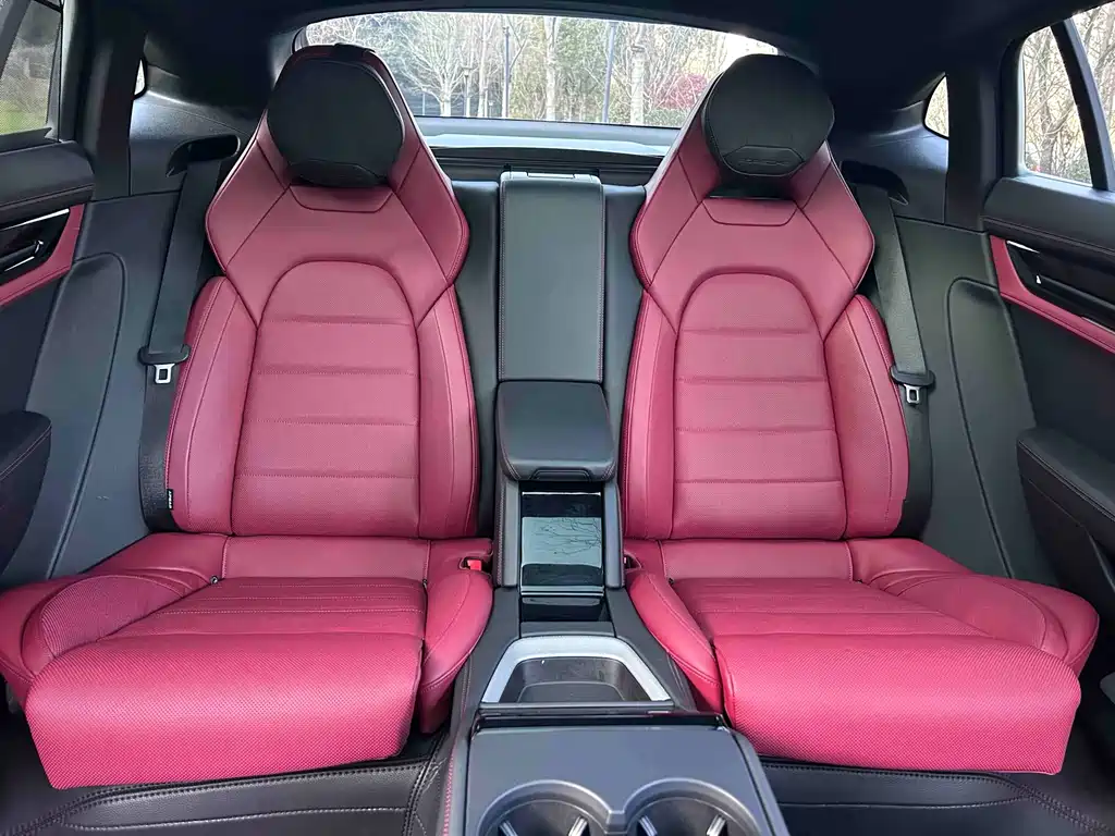 Panamera 2024 Panamera Executive Extended Edition 2.9T купить на сайте DeffCars