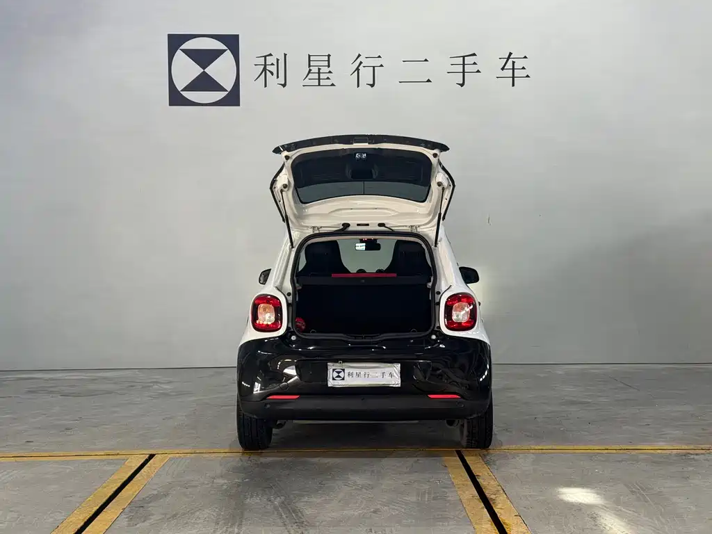 smart forfour 2018 1.0L 52kW passion version купить на сайте DeffCars