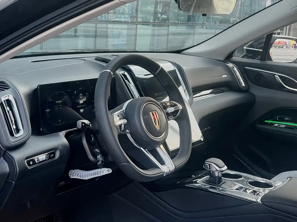 Hongqi HS3 PHEV 2024 115km Jinwei Edition купить на сайте DeffCars