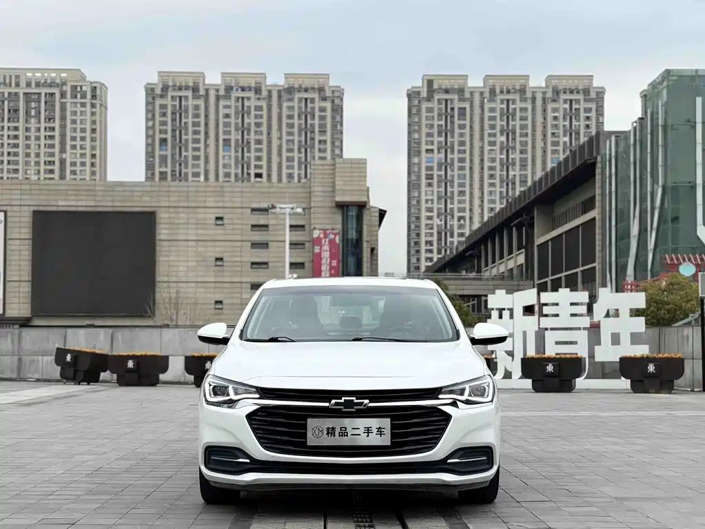 Cruze 2022 320 Automatic Sunroof Edition купить на сайте DeffCars