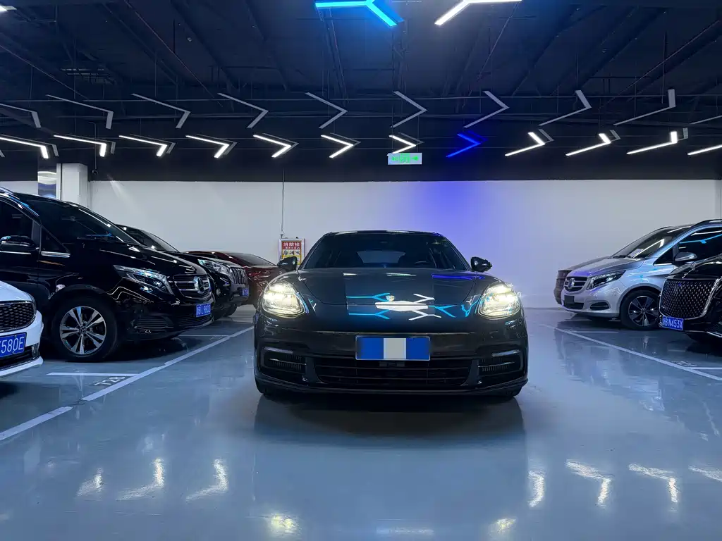 Panamera 2019 Panamera Executive Extended Edition 2.9T купить на сайте DeffCars