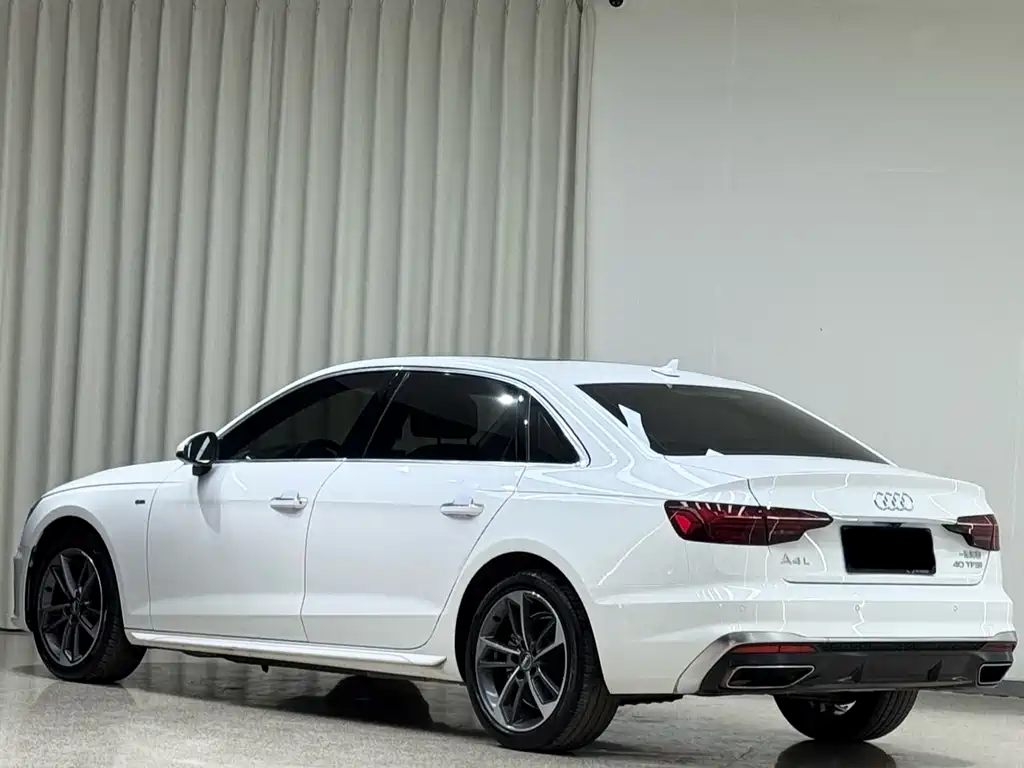 Audi A4L 2020 40 TFSI Fashionable and Dynamic купить на сайте DeffCars