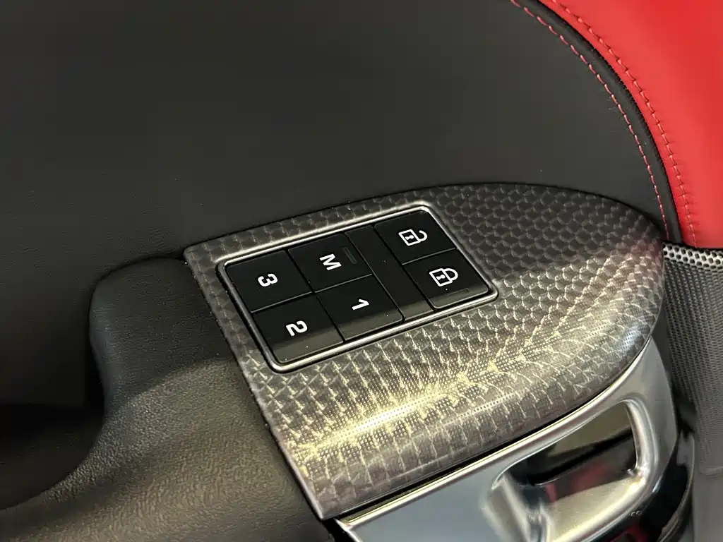 Range Rover Sport 2022 3.0 L6 HST купить на сайте DeffCars