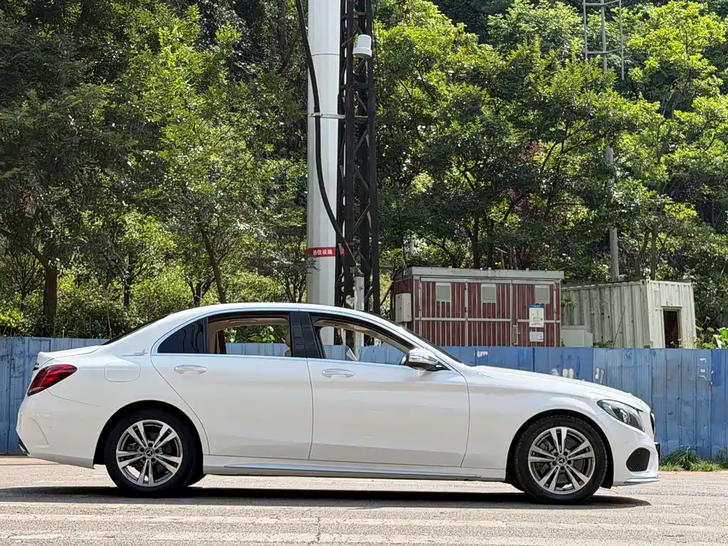 Mercedes-Benz C-Class 2018 C 200 L Sports Edition купить на сайте DeffCars