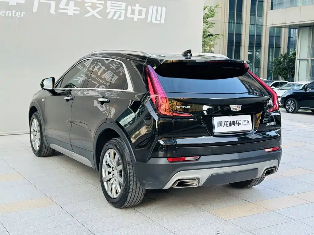 Cadillac XT4 2018 28T two-wheel drive luxury model купить на сайте DeffCars