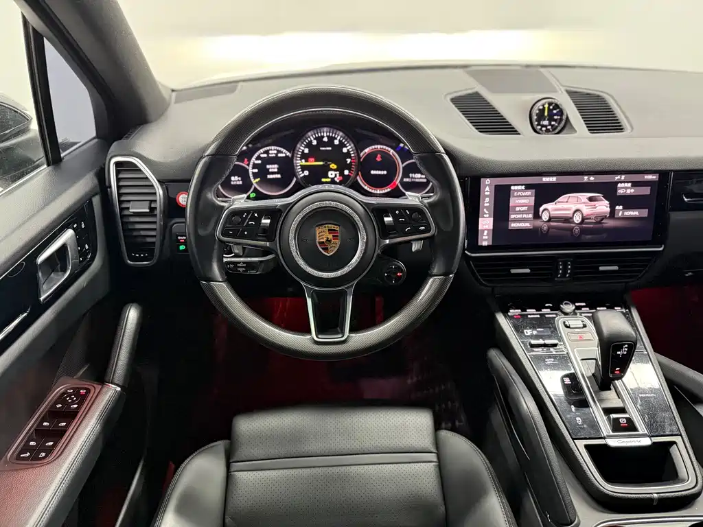 Cayenne New Energy 2020 Cayenne E-Hybrid 2.0T купить на сайте DeffCars